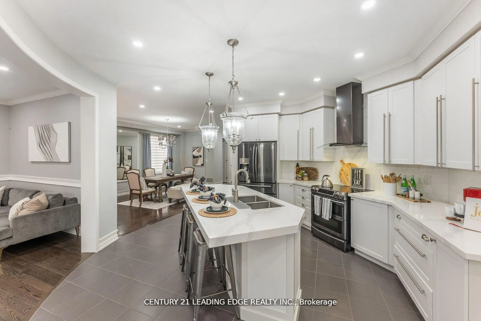 Photo 14 of 2397 Dress Circle Crescent E, Oshawa, Windfields — HOMEH