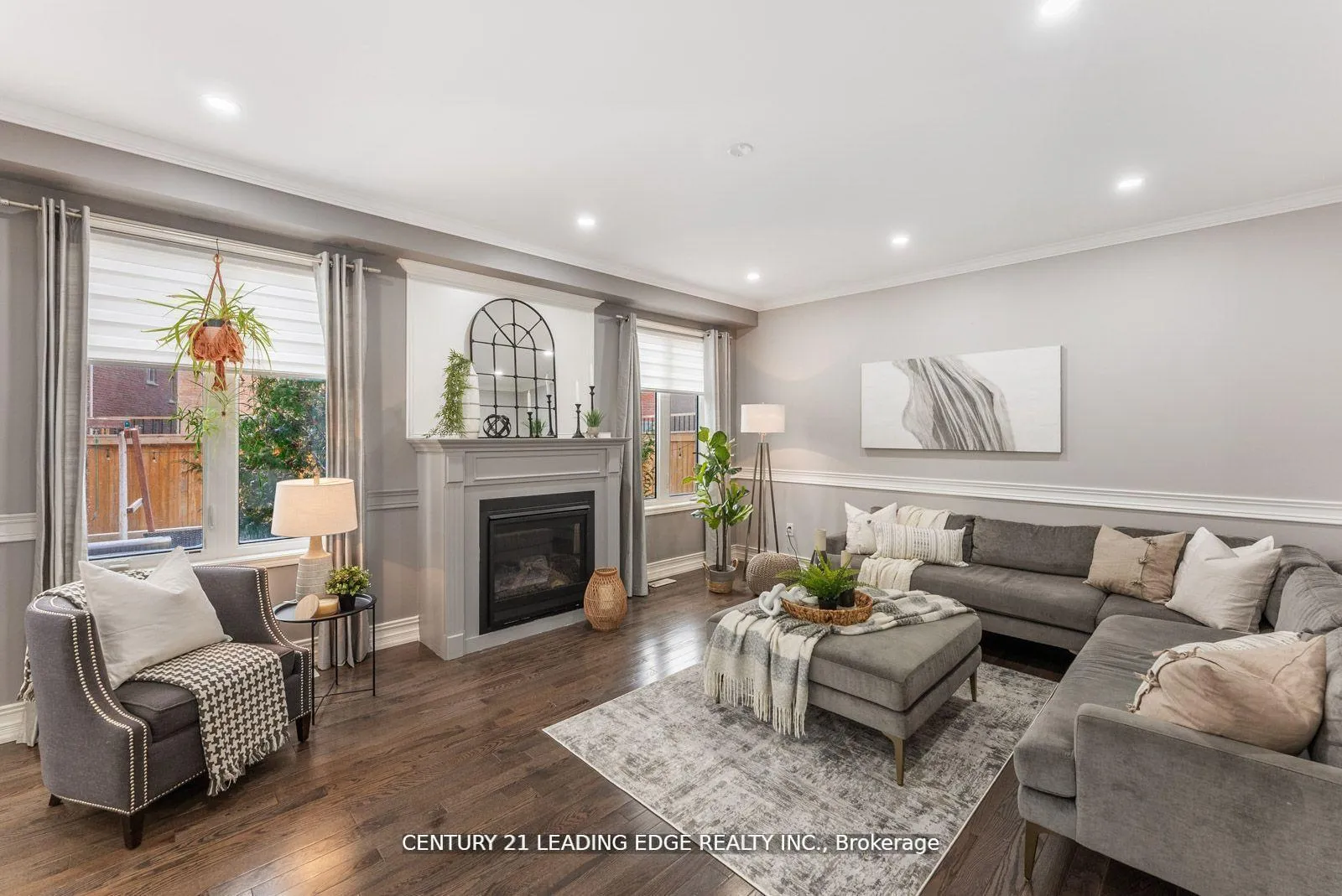 Photo 16 of 2397 Dress Circle Crescent E, Oshawa, Windfields — HOMEH