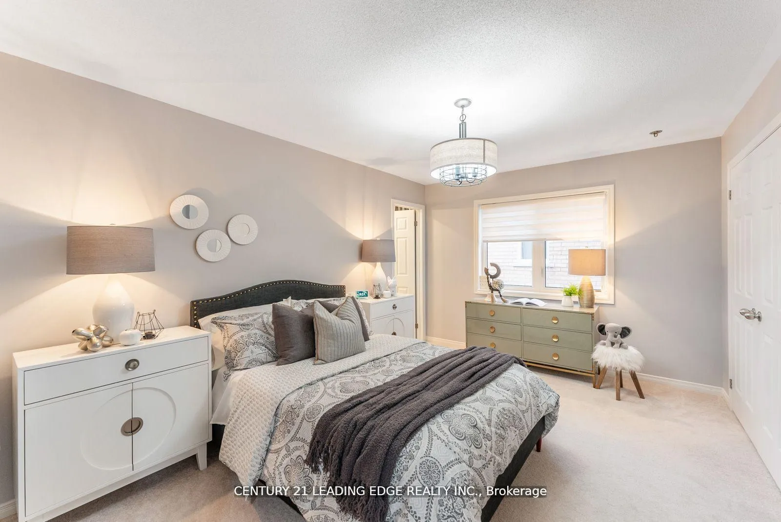 Photo 25 of 2397 Dress Circle Crescent E, Oshawa, Windfields — HOMEH