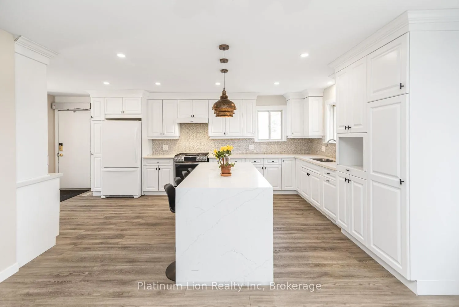 Photo 6 of 520 Anson Drive, Hamilton, Ancaster — HOMEH