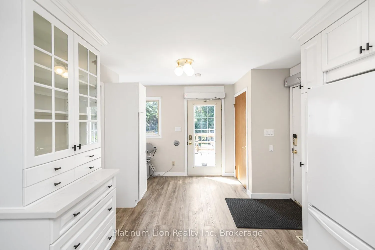 Photo 9 of 520 Anson Drive, Hamilton, Ancaster — HOMEH