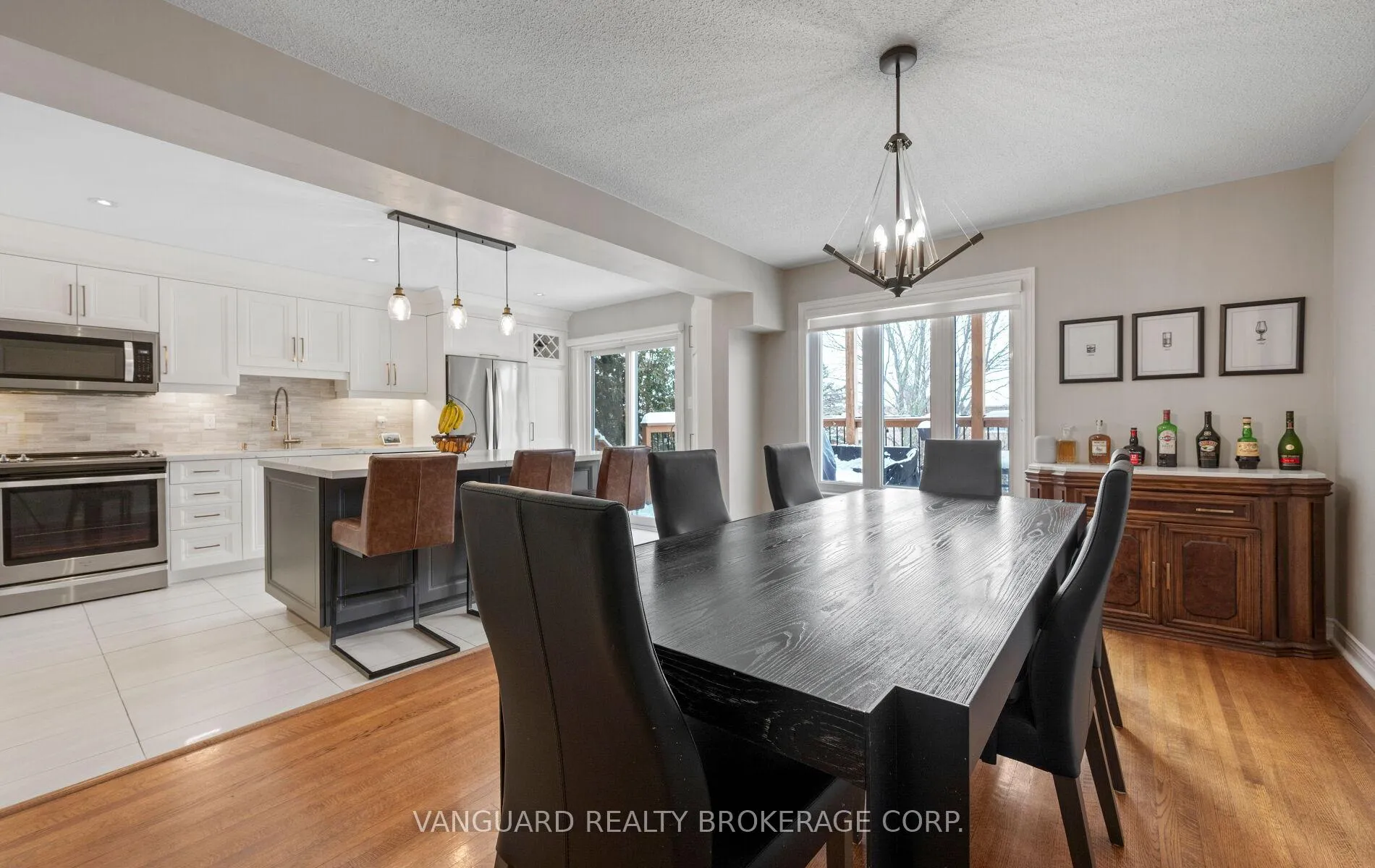 Photo 13 of 272 Stone Road, Aurora, Aurora Grove — HOMEH