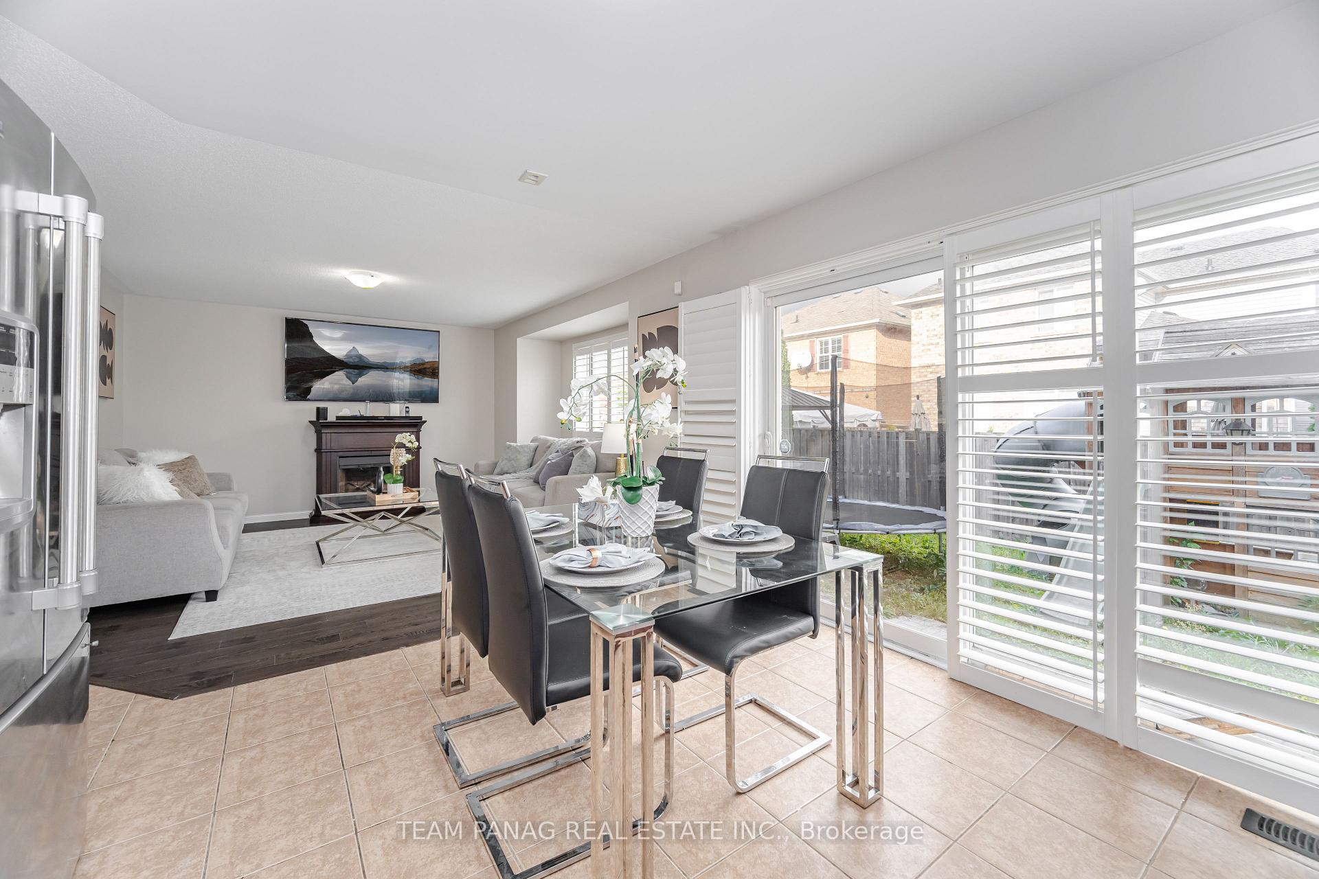 Photo 14 of 29 Dalia Street, Brampton, Credit Valley — HOMEH