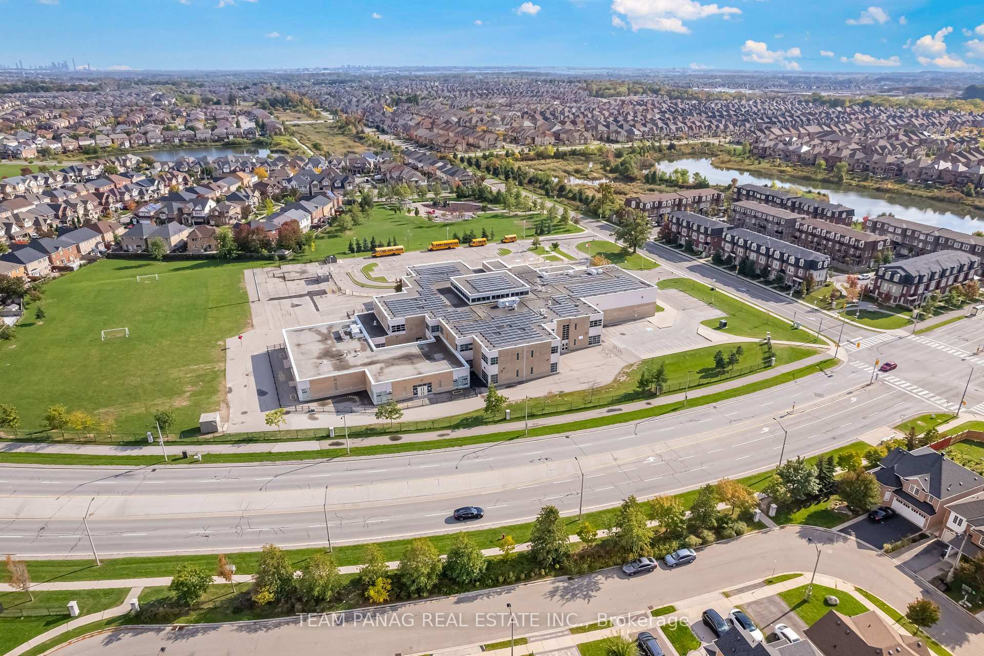 Photo 30 of 29 Dalia Street, Brampton, Credit Valley — HOMEH