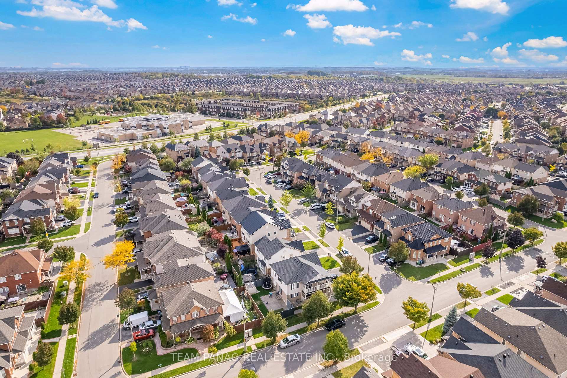 Photo 34 of 29 Dalia Street, Brampton, Credit Valley — HOMEH