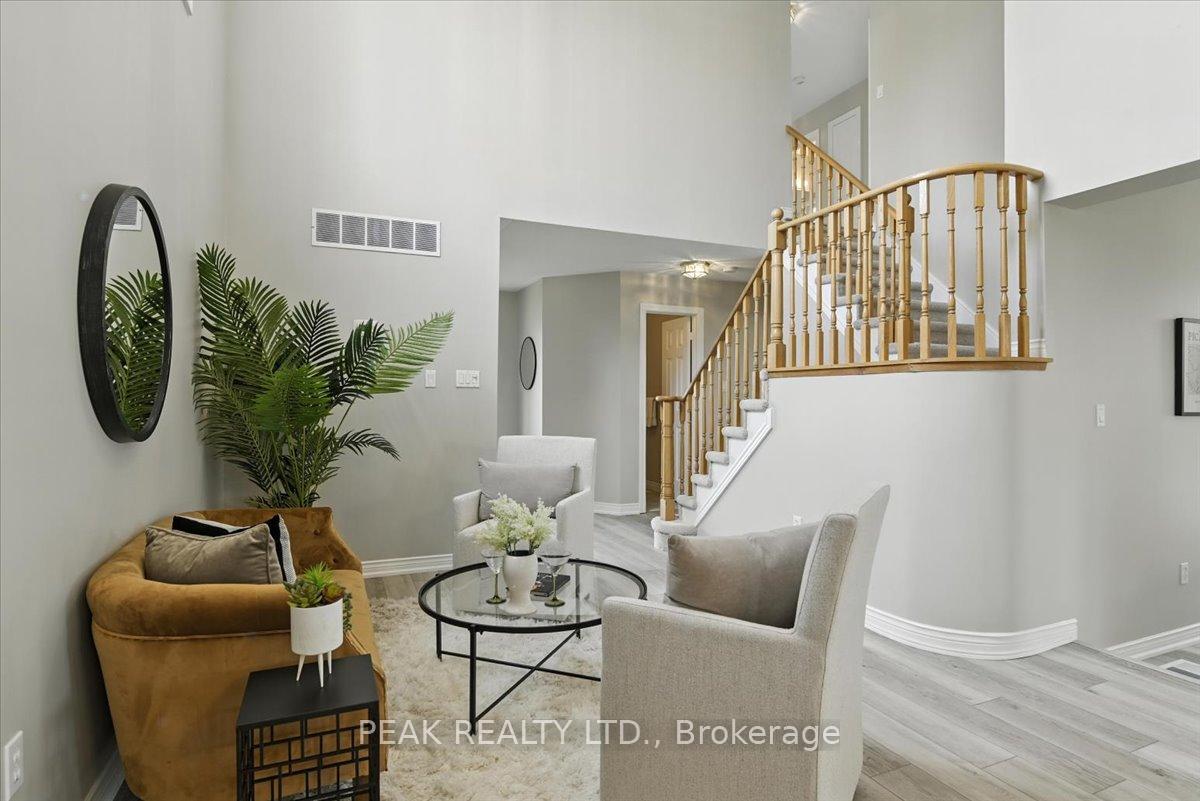 Photo 7 of 2 Granary Lane, Clarington, Courtice — HOMEH