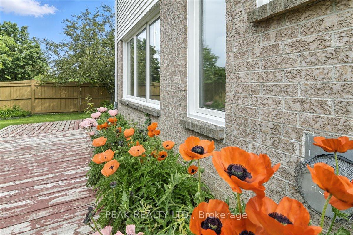 Photo 38 of 2 Granary Lane, Clarington, Courtice — HOMEH