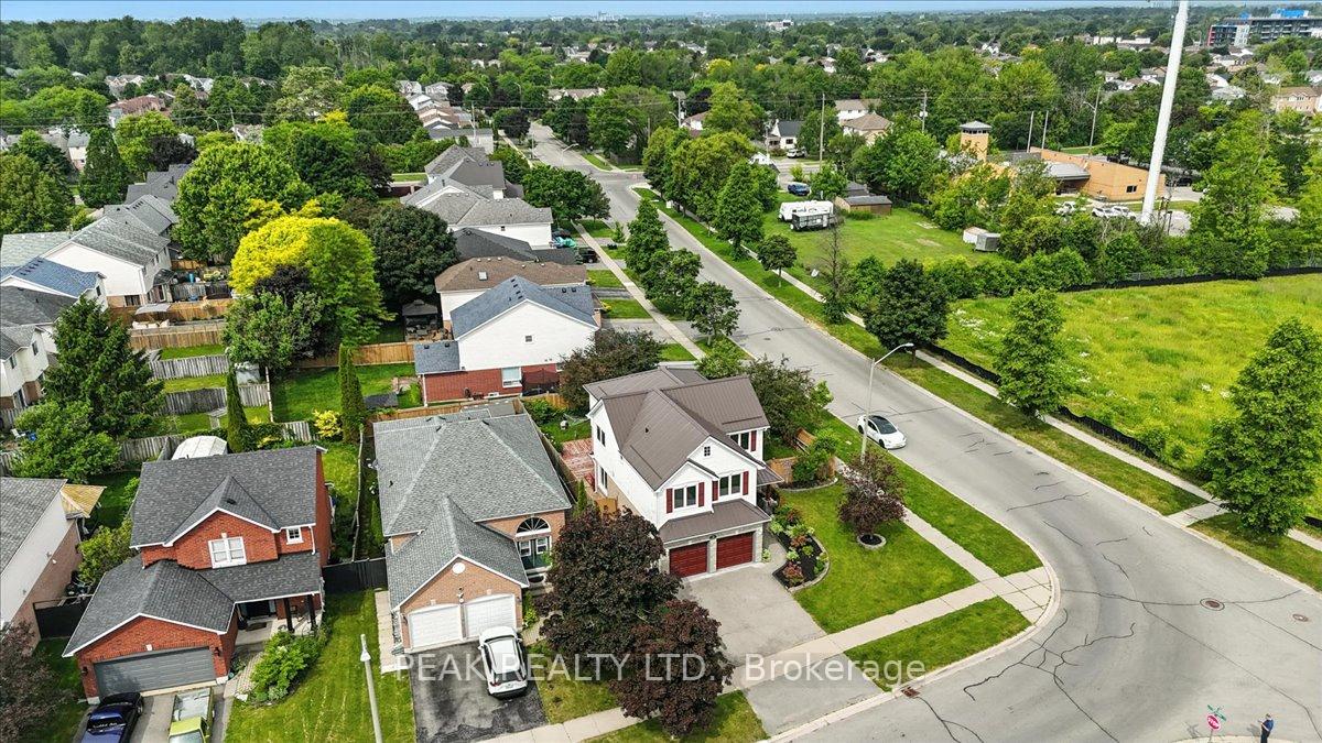 Photo 42 of 2 Granary Lane, Clarington, Courtice — HOMEH