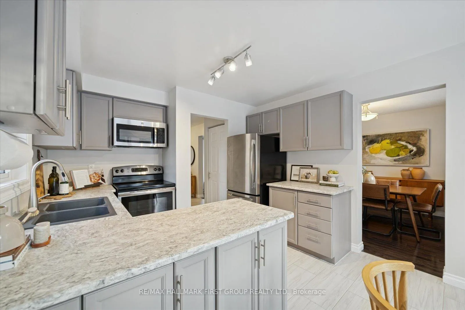 Photo 8 of 79 Woodstone Place, Whitby, Pringle Creek — HOMEH