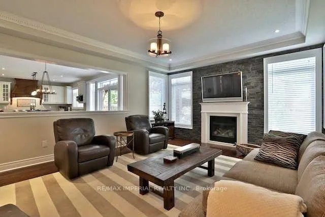 Photo 10 of 4 Plunkett Court, Barrie, Bayshore — HOMEH