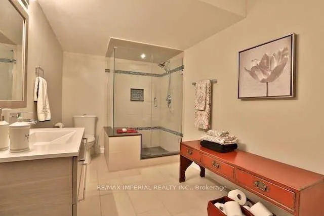 Photo 15 of 4 Plunkett Court, Barrie, Bayshore — HOMEH