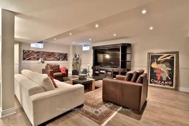 Photo 16 of 4 Plunkett Court, Barrie, Bayshore — HOMEH