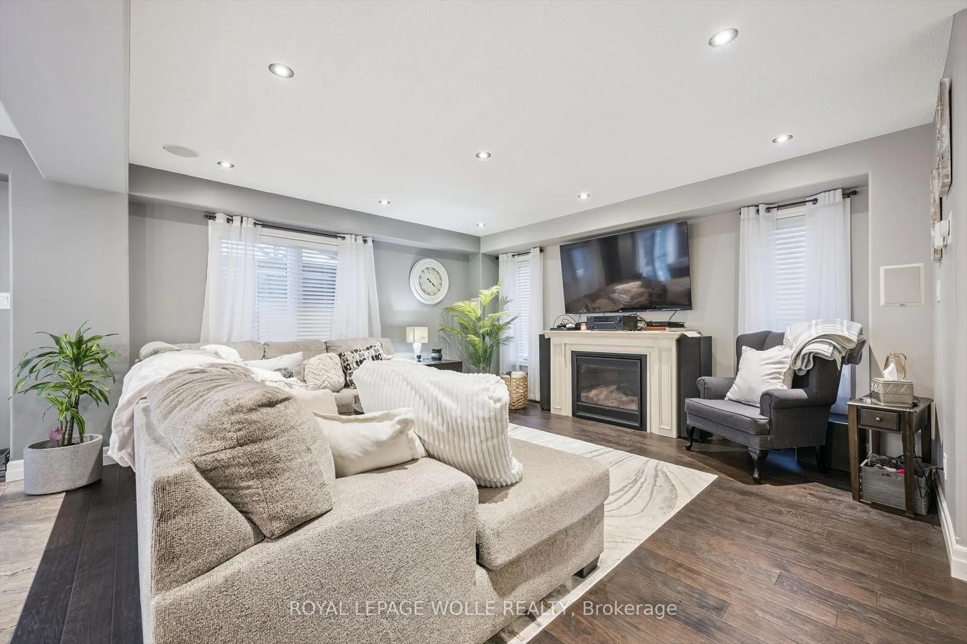 Photo 10 of 78 Woodberry Crescent, Woolwich — HOMEH