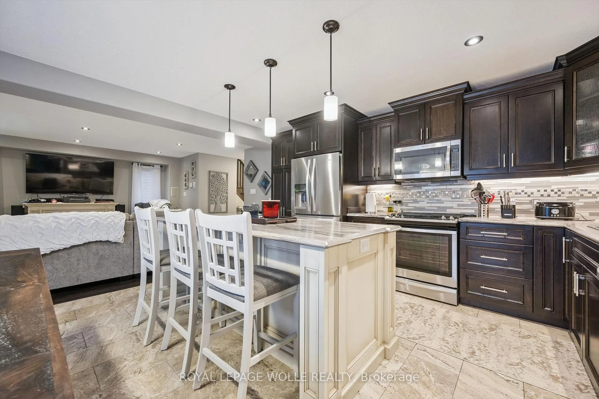 Photo 15 of 78 Woodberry Crescent, Woolwich — HOMEH