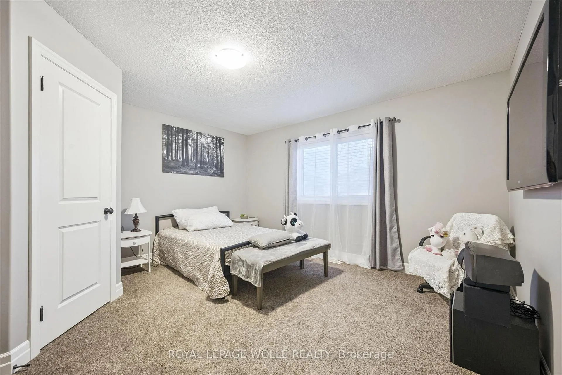 Photo 23 of 78 Woodberry Crescent, Woolwich — HOMEH
