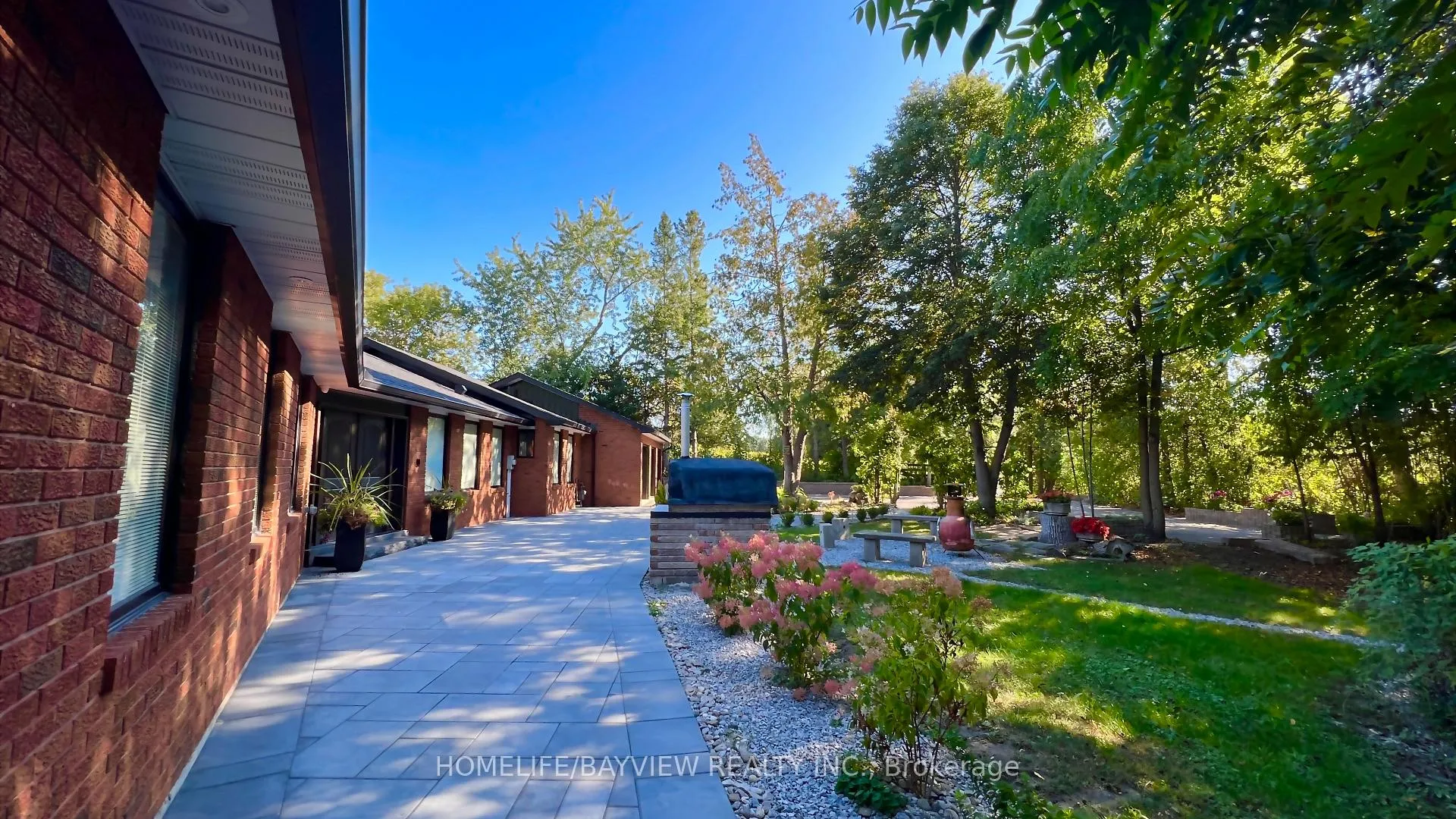 Front of 12575 Weston Road