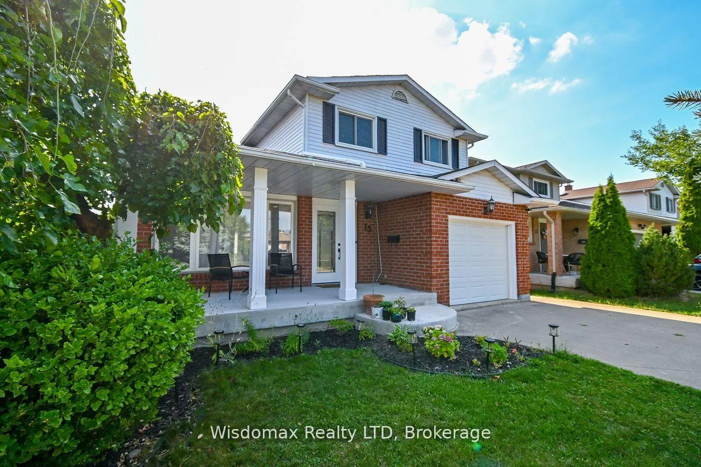 Photo 2 of 15 Capri Street, Thorold, Confederation Heights — HOMEH
