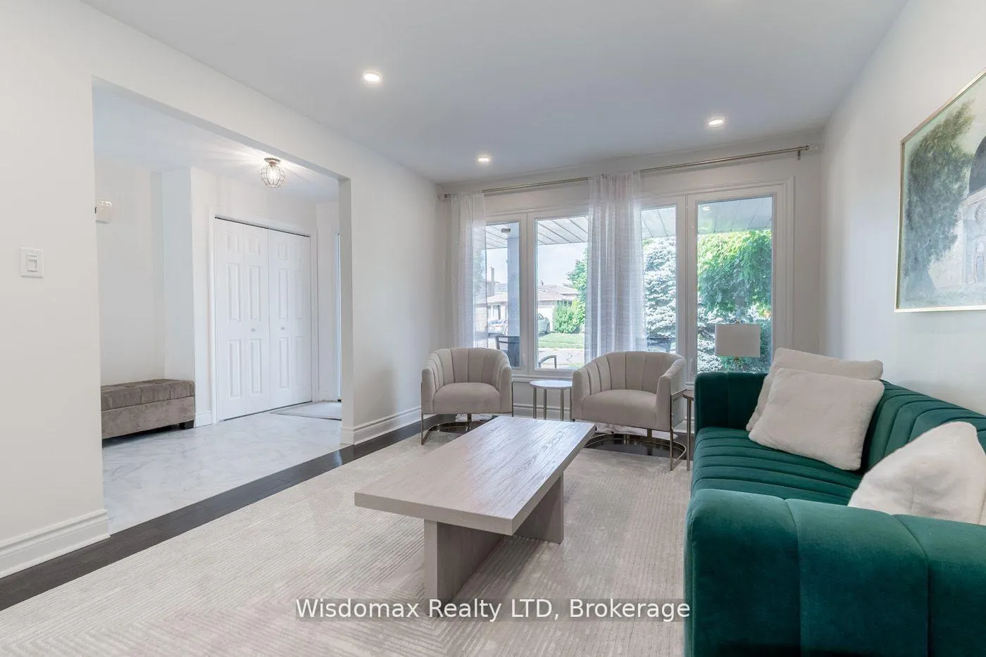 Photo 4 of 15 Capri Street, Thorold, Confederation Heights — HOMEH