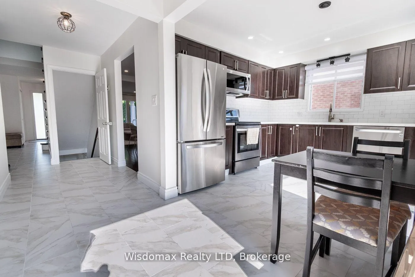 Photo 10 of 15 Capri Street, Thorold, Confederation Heights — HOMEH