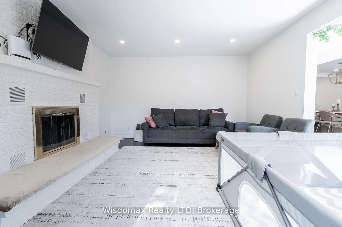 Photo 14 of 15 Capri Street, Thorold, Confederation Heights — HOMEH