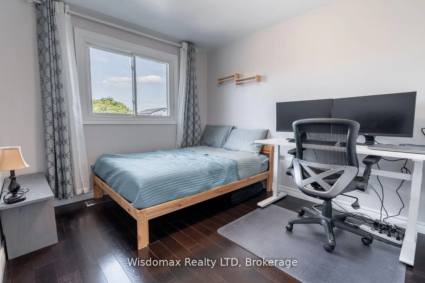 Photo 17 of 15 Capri Street, Thorold, Confederation Heights — HOMEH