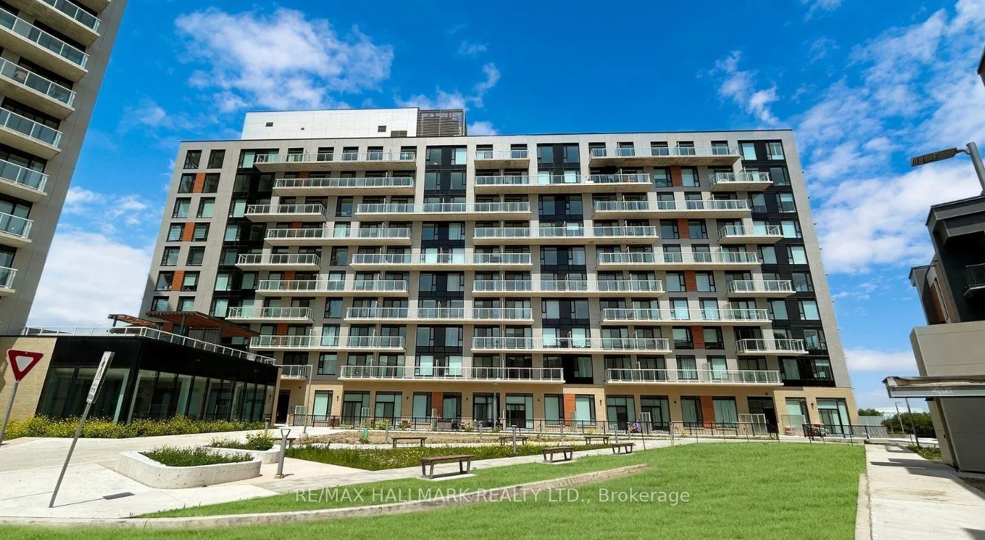Front of Unit 416, 6 David Eyer Road