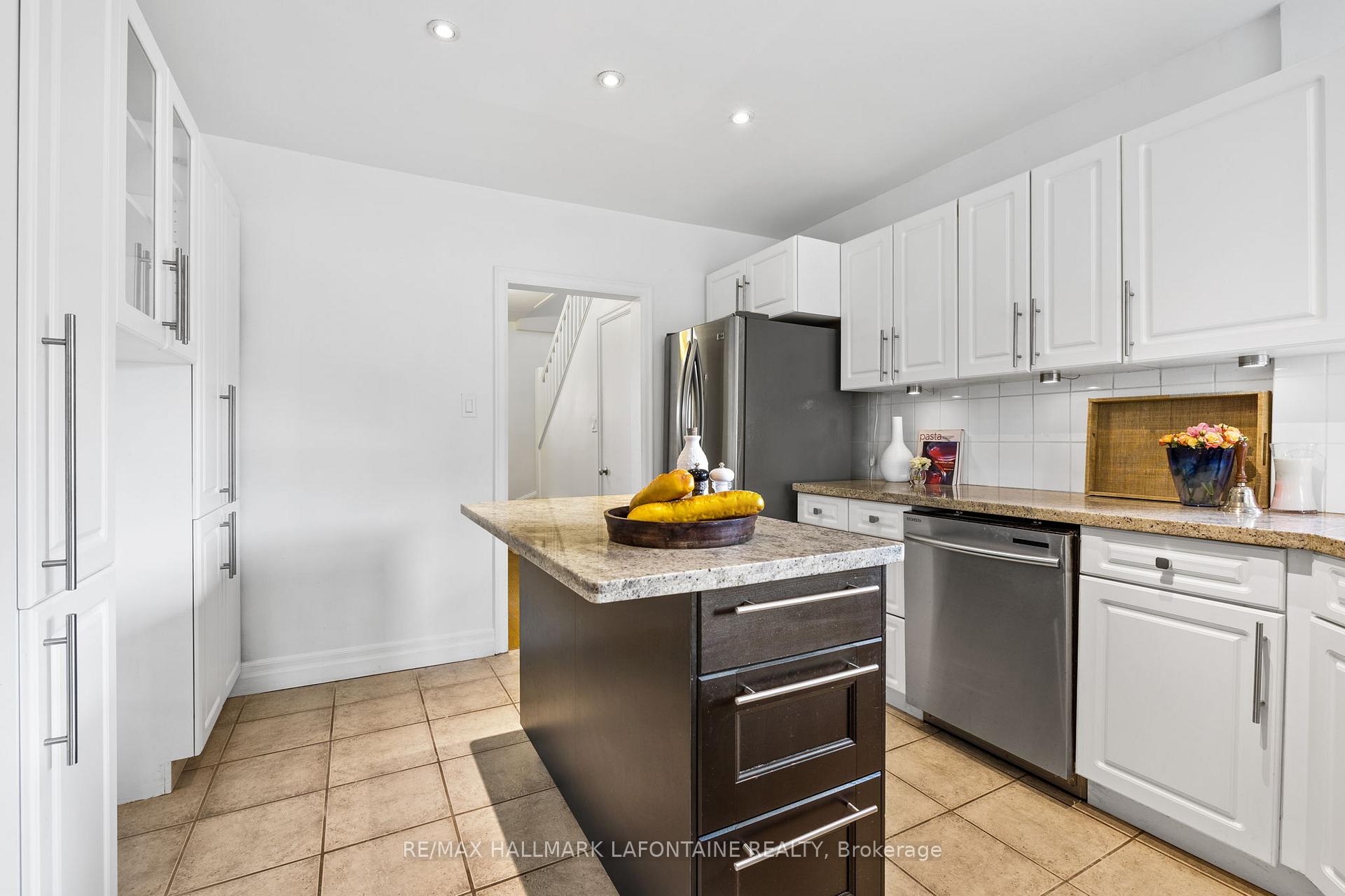 Photo 12 of 77 Riverdale Avenue, Ottawa, Old Ottawa South/Rideau Gardens — HOMEH