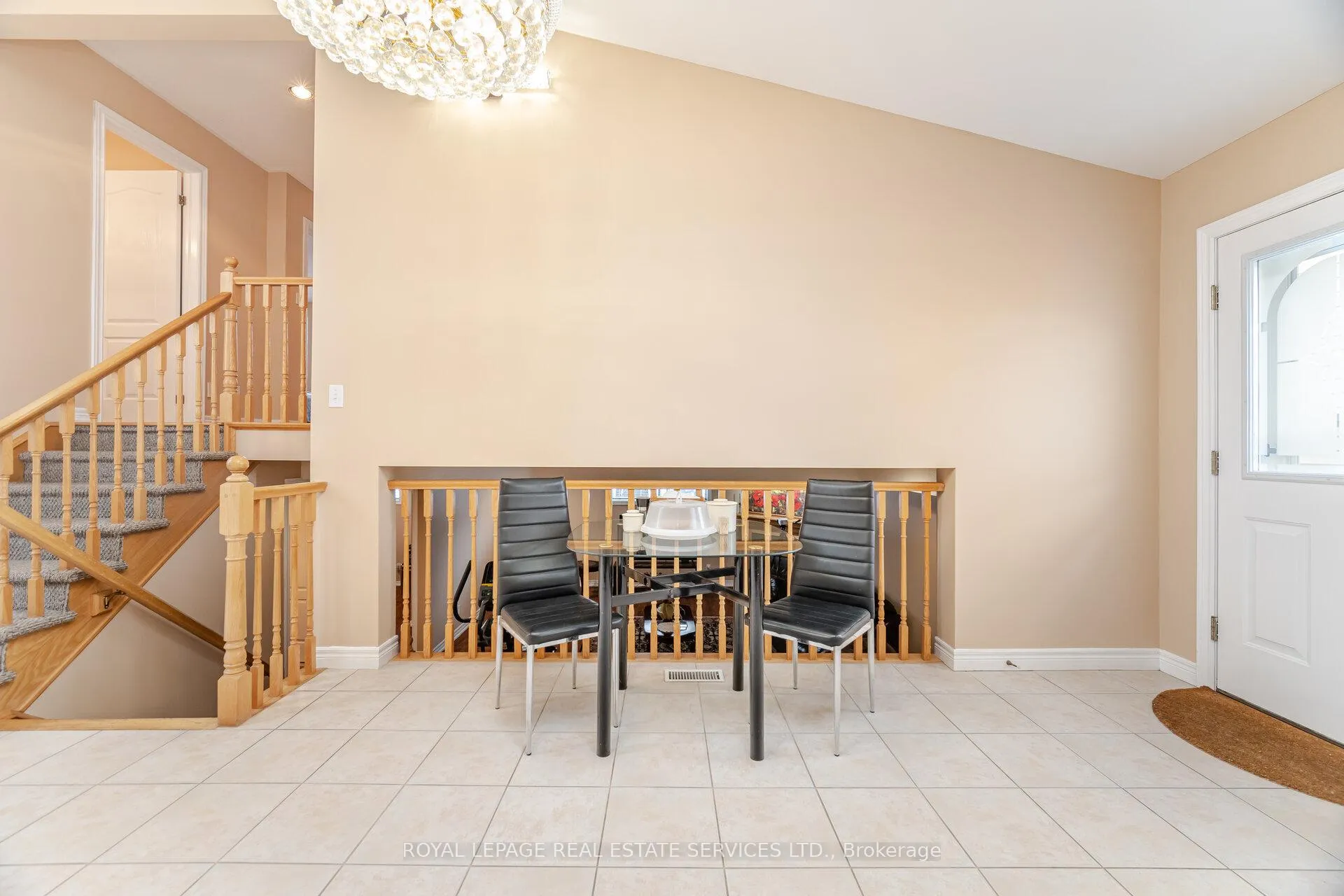 Photo 17 of 777 Limeridge Road E, Hamilton, Lawfield — HOMEH