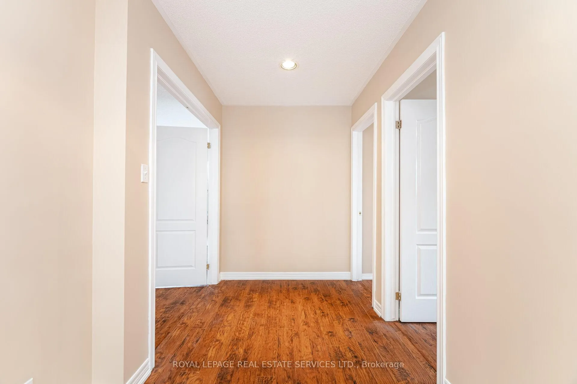 Photo 22 of 777 Limeridge Road E, Hamilton, Lawfield — HOMEH
