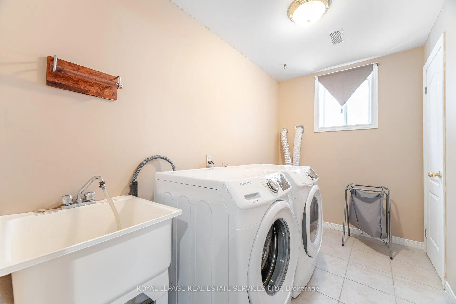 Photo 41 of 777 Limeridge Road E, Hamilton, Lawfield — HOMEH