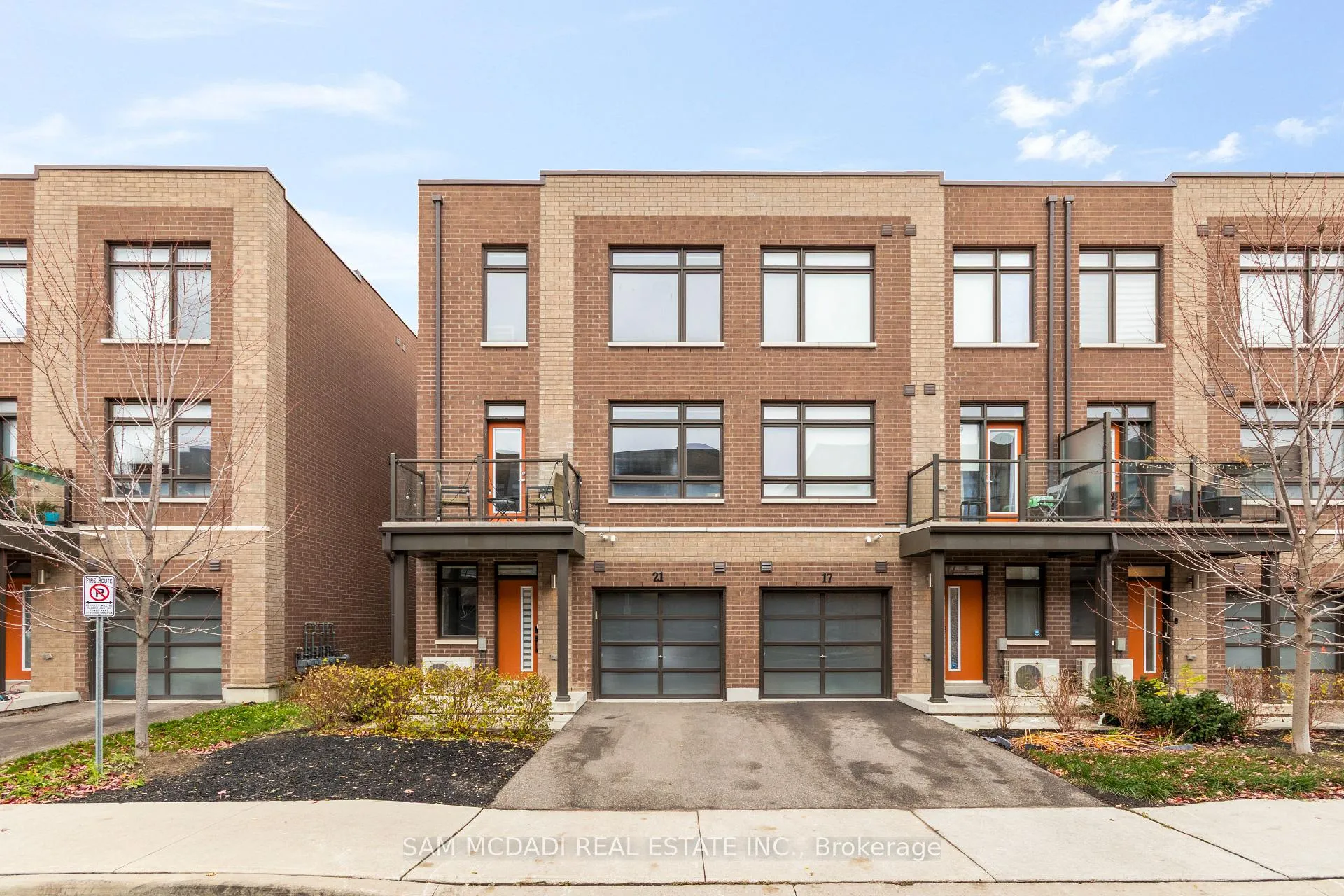 Front of 21 Hearne Street
