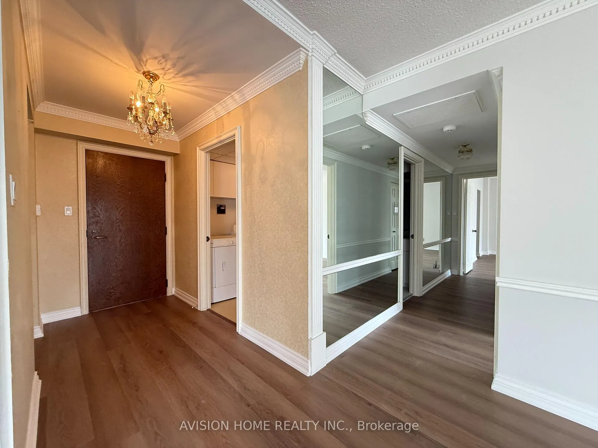Photo 13 of Unit 1210, 175 Cumberland Street, Toronto, The Annex — HOMEH