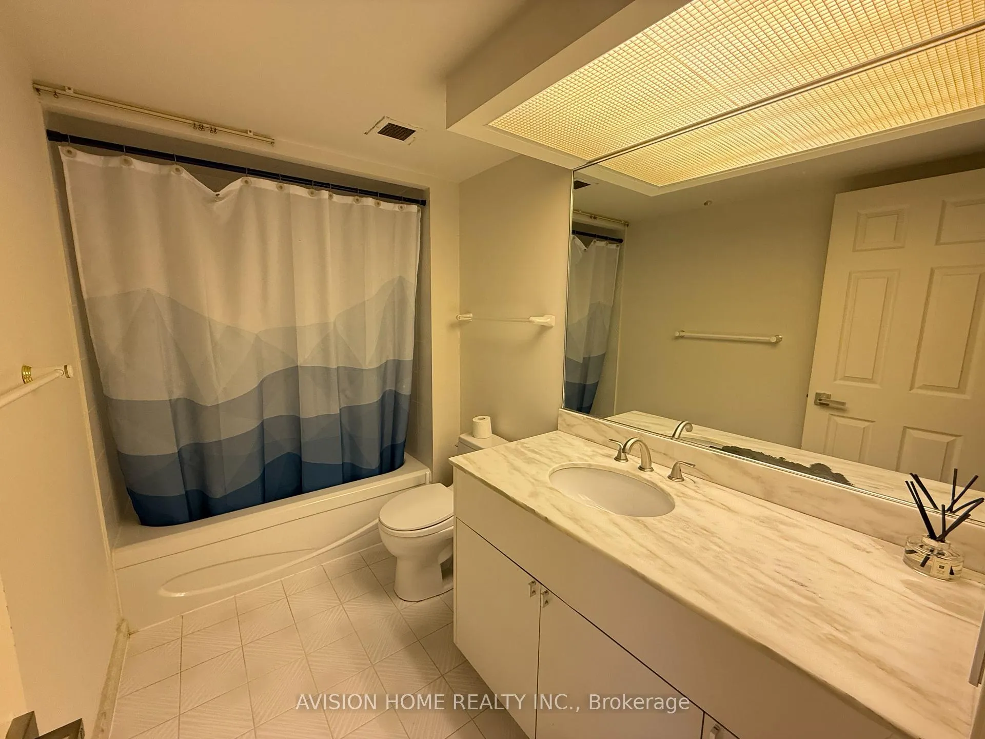 Photo 15 of Unit 1210, 175 Cumberland Street, Toronto, The Annex — HOMEH