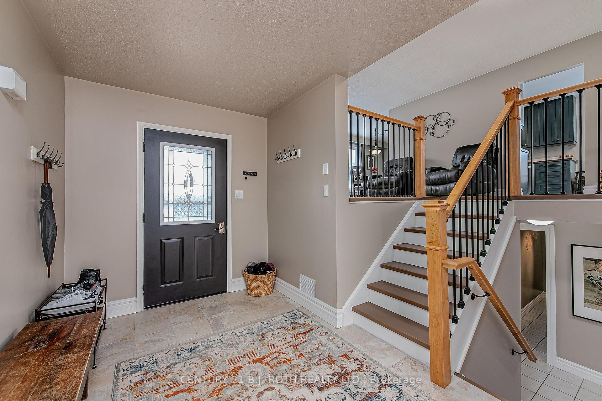 Photo 5 of 242 Spencer Avenue, Essa, Thornton — HOMEH