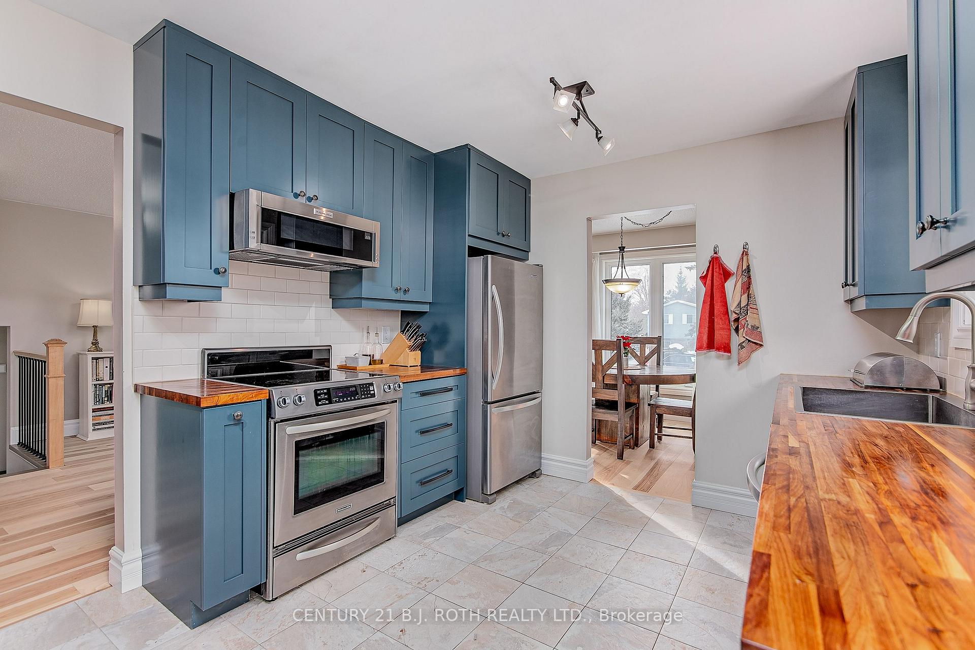 Photo 12 of 242 Spencer Avenue, Essa, Thornton — HOMEH