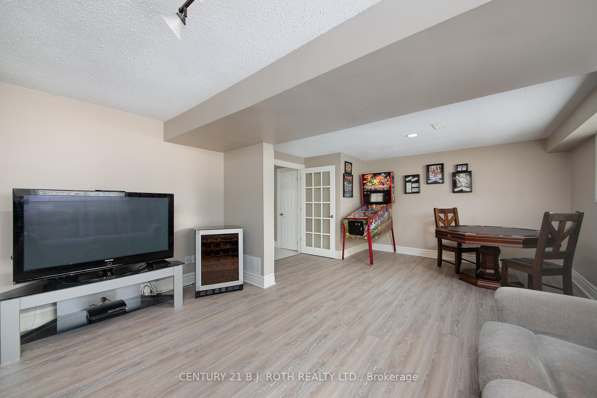 Photo 20 of 242 Spencer Avenue, Essa, Thornton — HOMEH