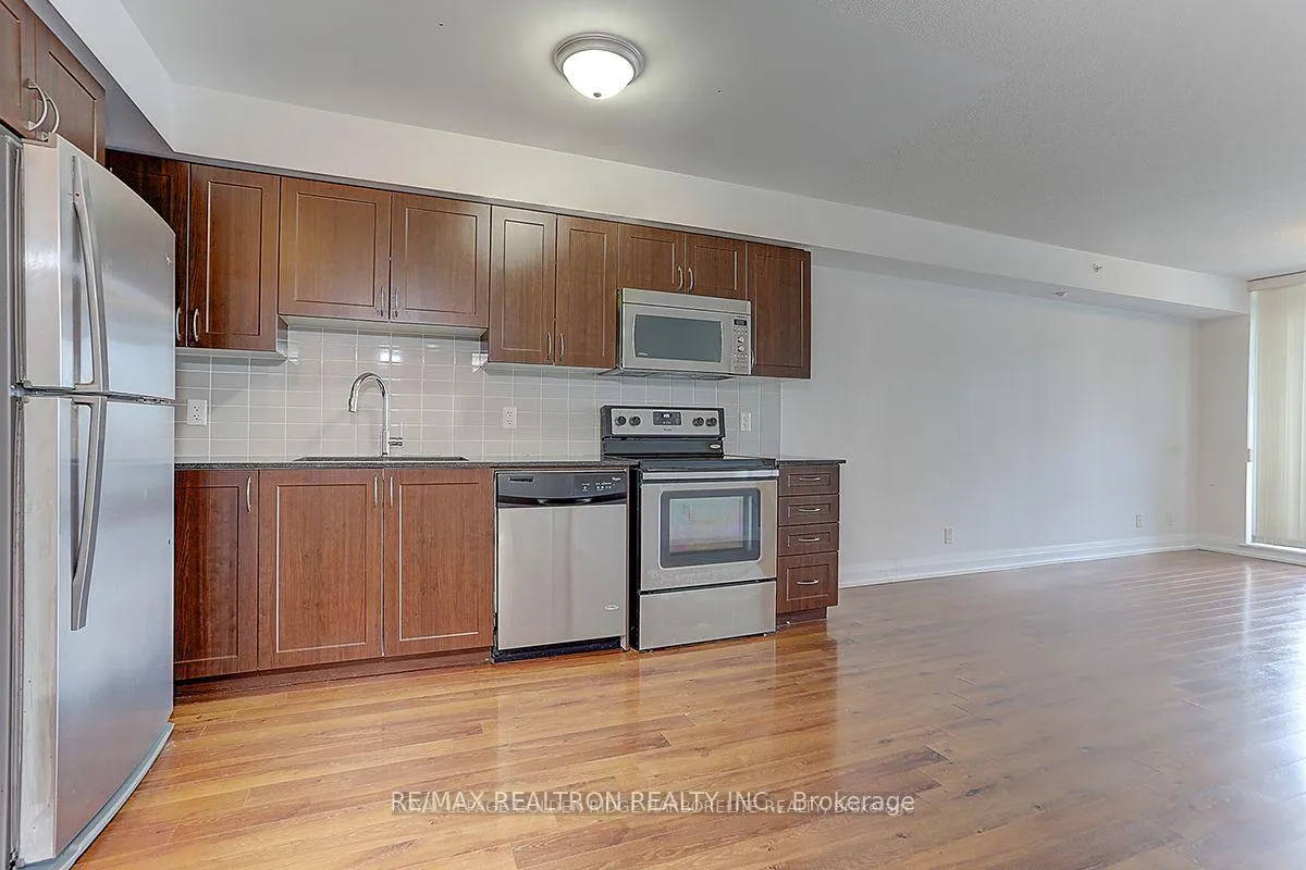 Photo 3 of Unit 505, 376 Highway 7, Richmond Hill, Doncrest — HOMEH