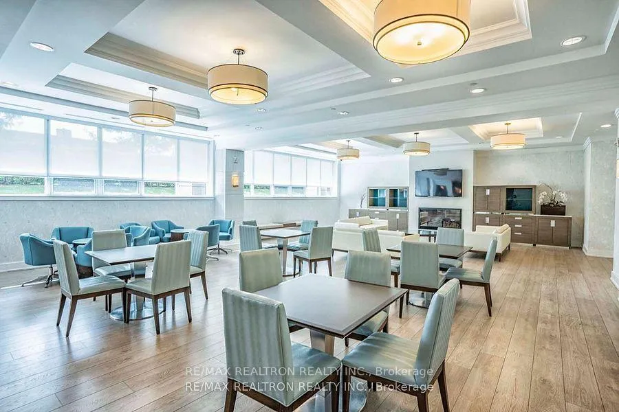 Photo 10 of Unit 505, 376 Highway 7, Richmond Hill, Doncrest — HOMEH