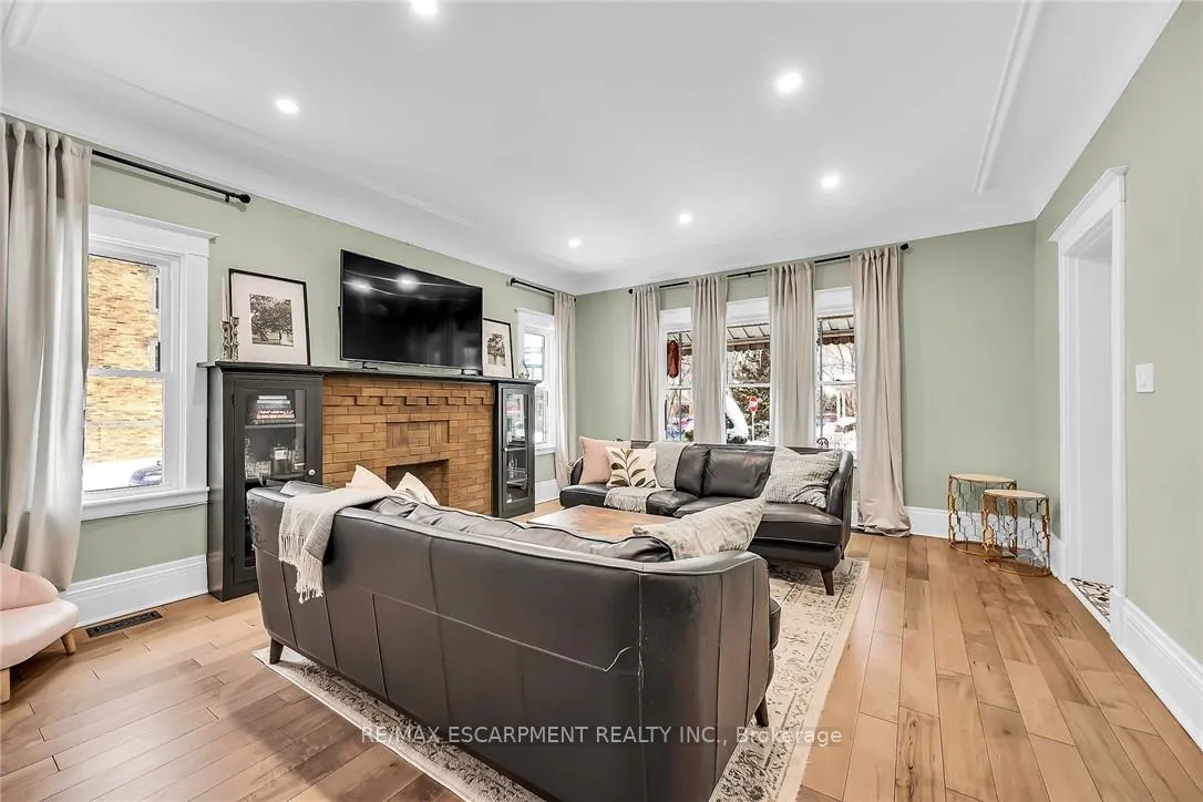 Photo 6 of 444 Maple Avenue, Hamilton, Delta — HOMEH