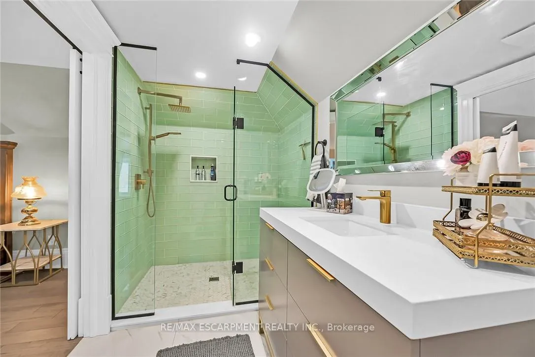 Photo 30 of 444 Maple Avenue, Hamilton, Delta — HOMEH