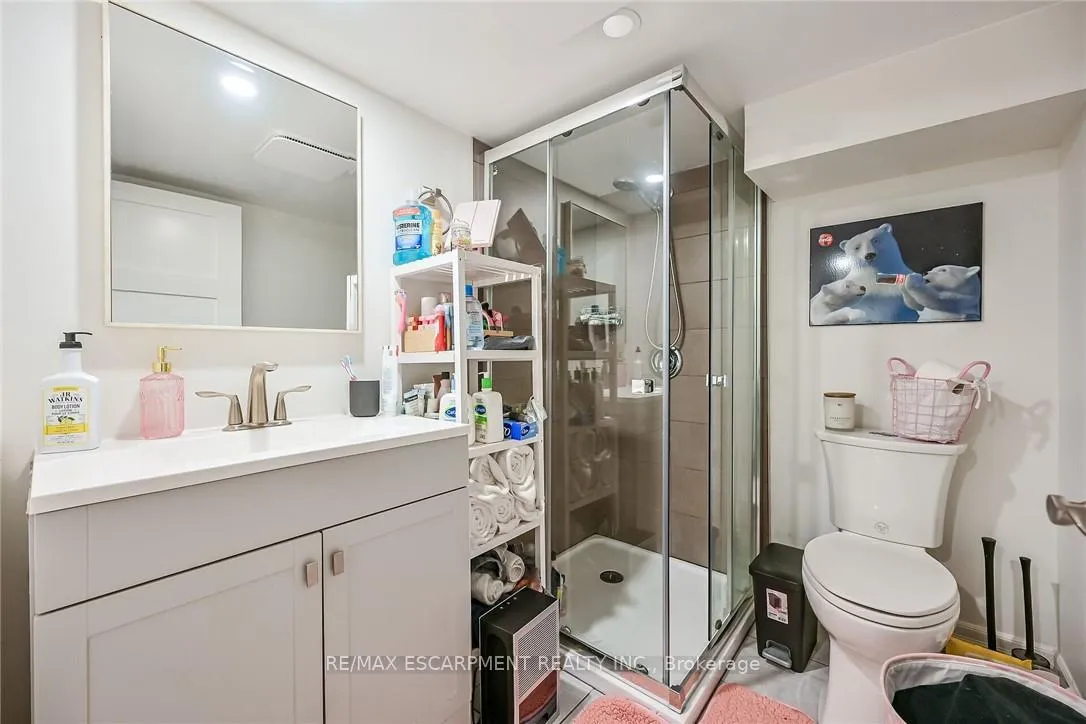 Photo 38 of 444 Maple Avenue, Hamilton, Delta — HOMEH