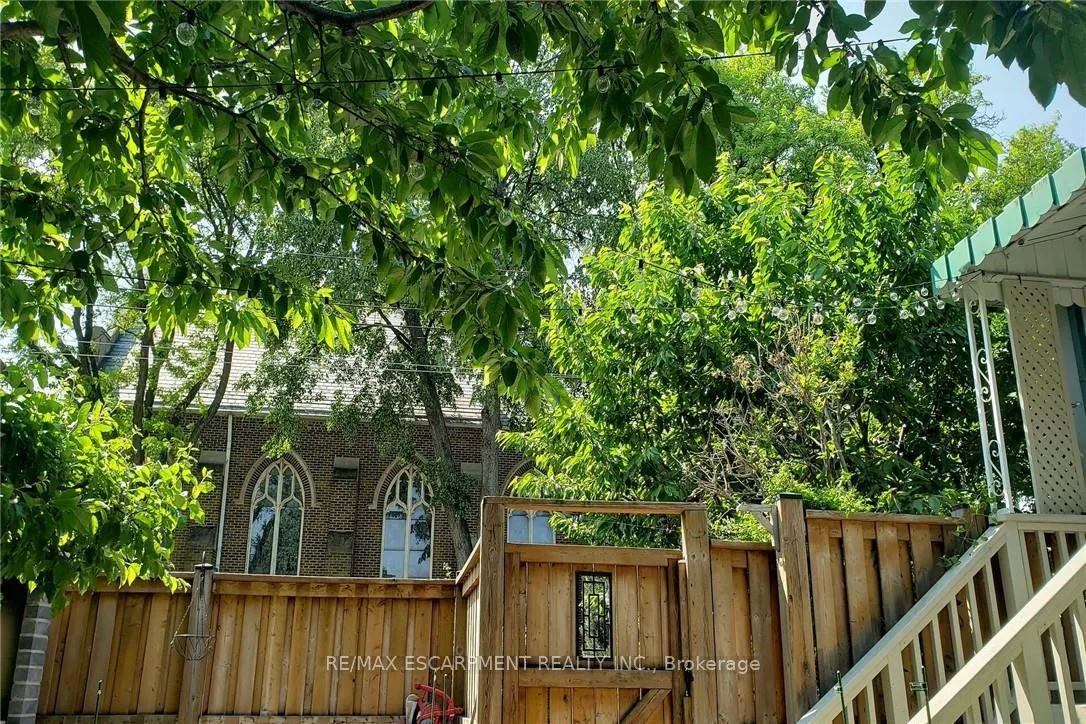 Photo 42 of 444 Maple Avenue, Hamilton, Delta — HOMEH