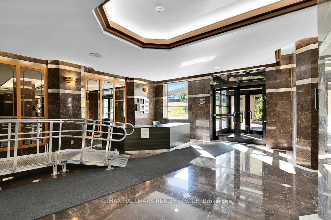 Photo 4 of Unit 708, 2760 Carousel Cres, Ottawa, Emerald Woods/Sawmill Creek — HOMEH