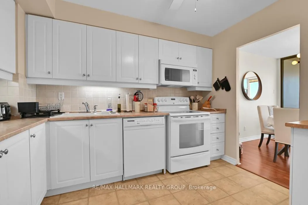 Photo 18 of Unit 708, 2760 Carousel Cres, Ottawa, Emerald Woods/Sawmill Creek — HOMEH