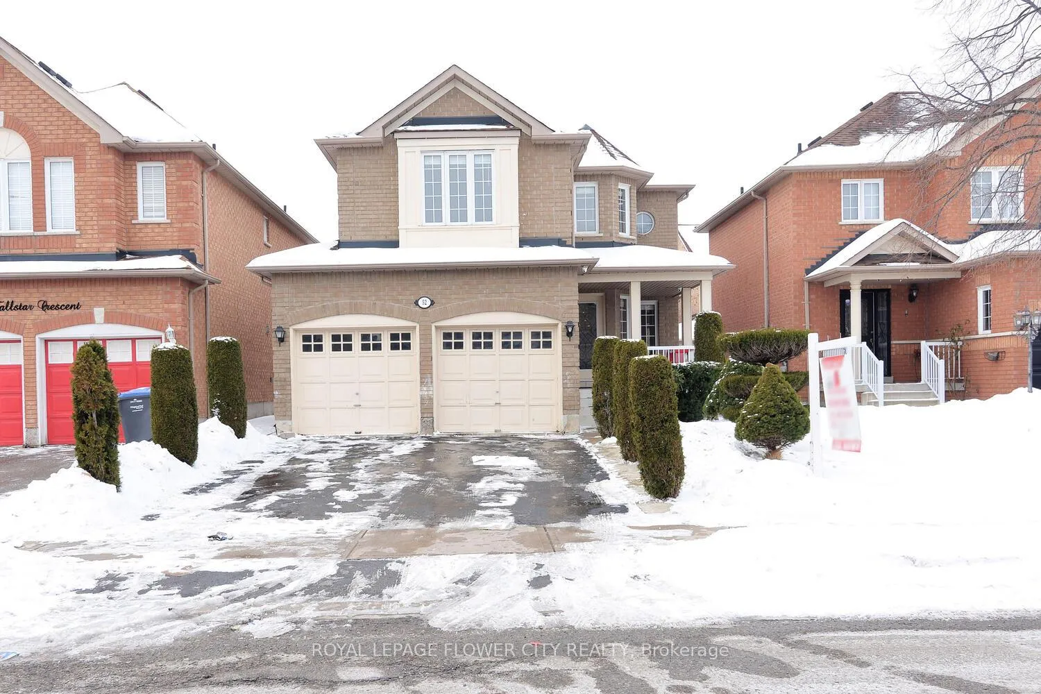 Front of 52 Fallstar Crescent