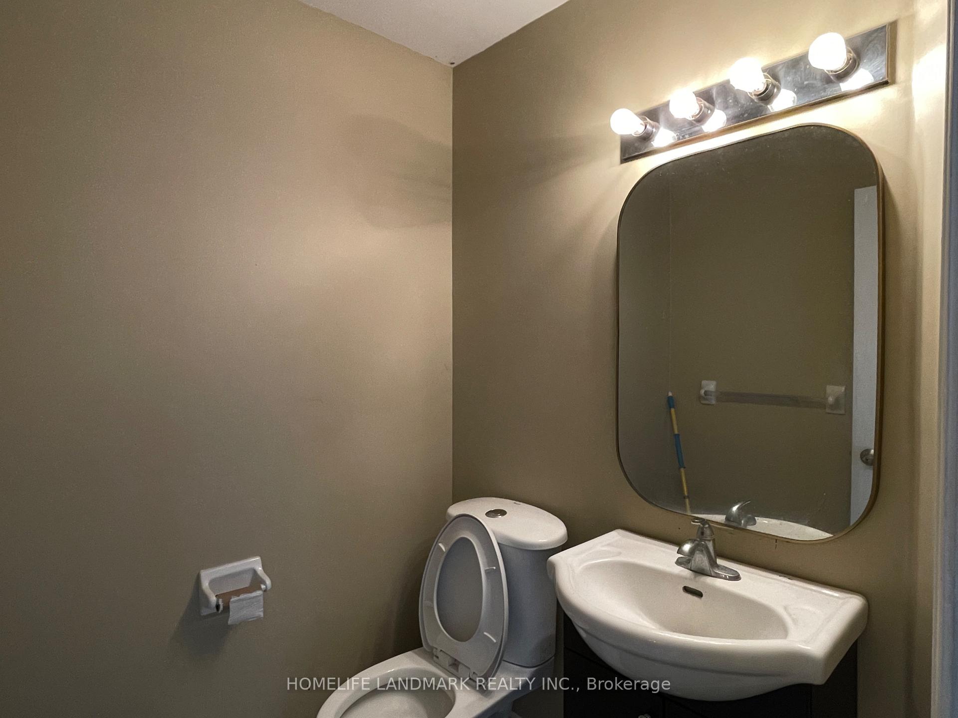 Photo 5 of 131 Tunbridge Road, Barrie, Georgian Drive — HOMEH