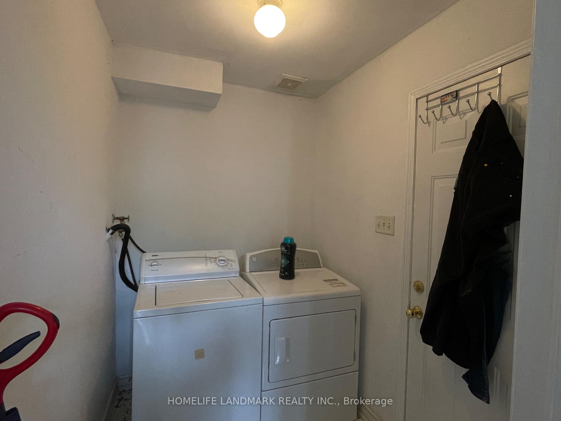 Photo 6 of 131 Tunbridge Road, Barrie, Georgian Drive — HOMEH