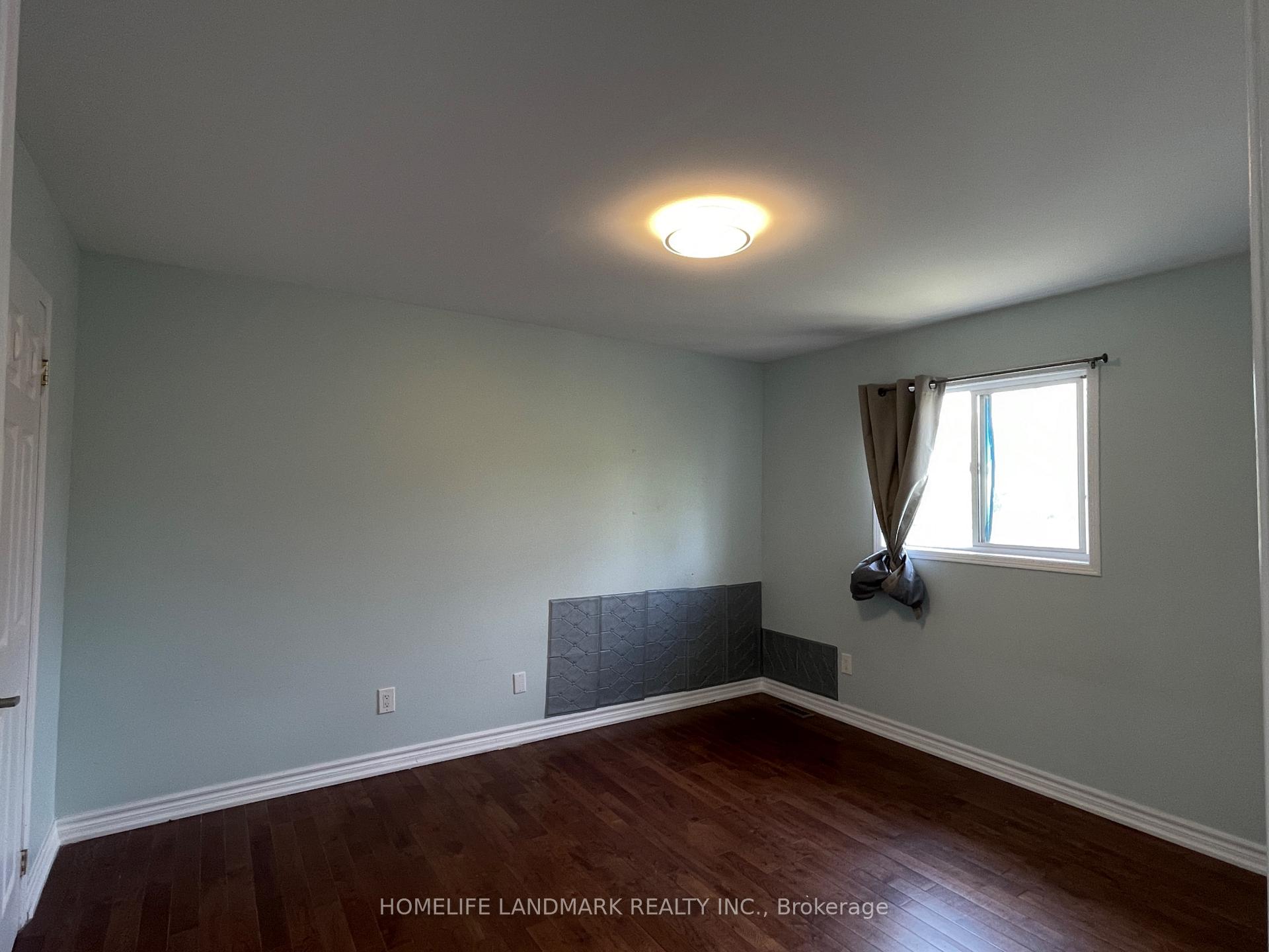 Photo 14 of 131 Tunbridge Road, Barrie, Georgian Drive — HOMEH