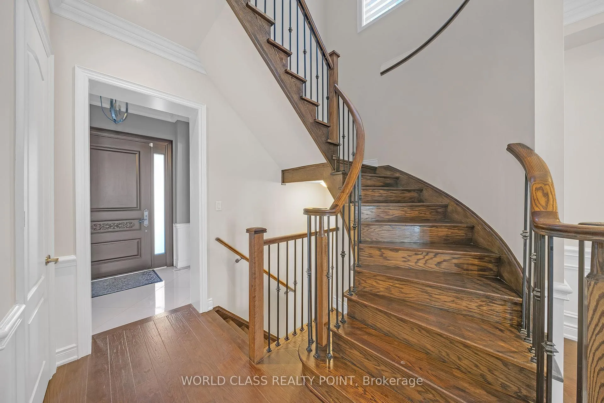Photo 3 of 81 Wellspring Avenue, Richmond Hill, Oak Ridges — HOMEH