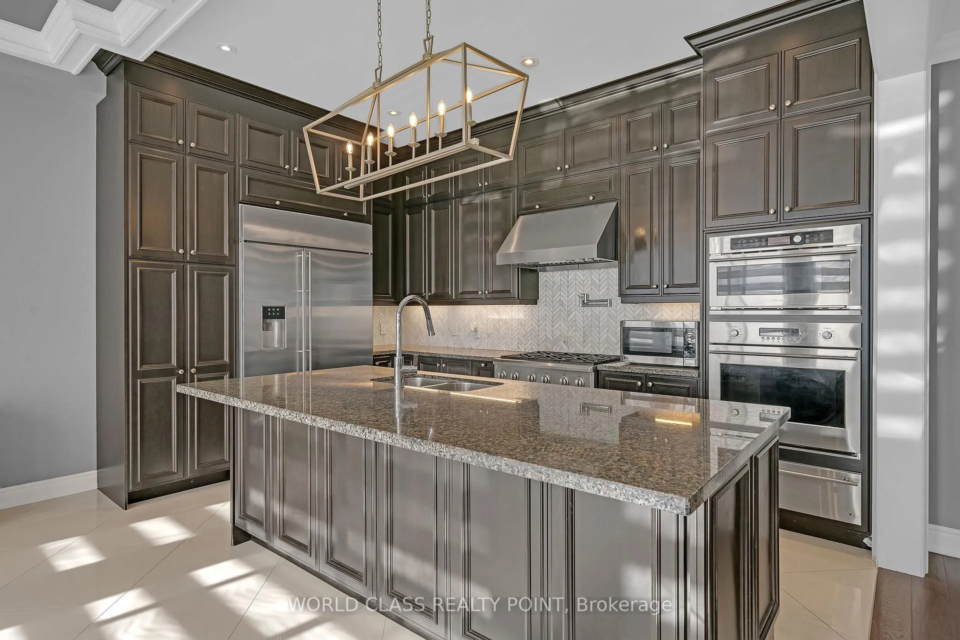 Photo 12 of 81 Wellspring Avenue, Richmond Hill, Oak Ridges — HOMEH